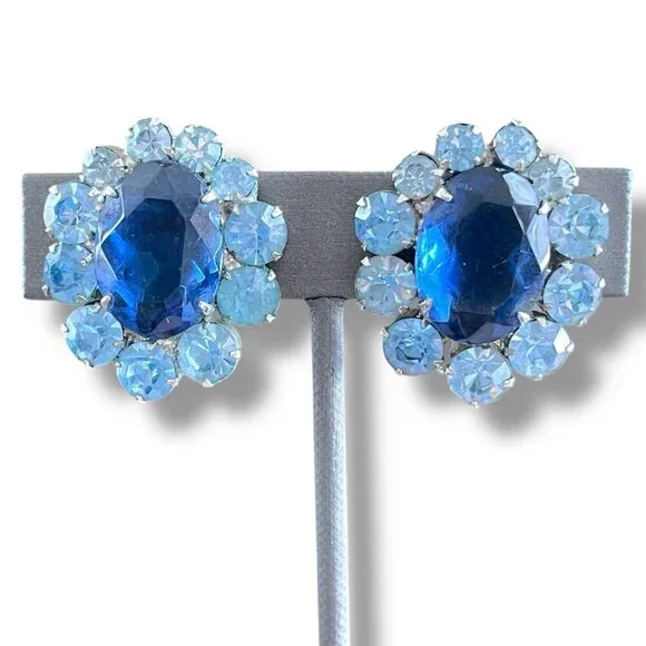 Vintage 1950s Blue Rhinestone Earrings Clip On Bridal Statement Costume Jewelry - Picture 14 of 15